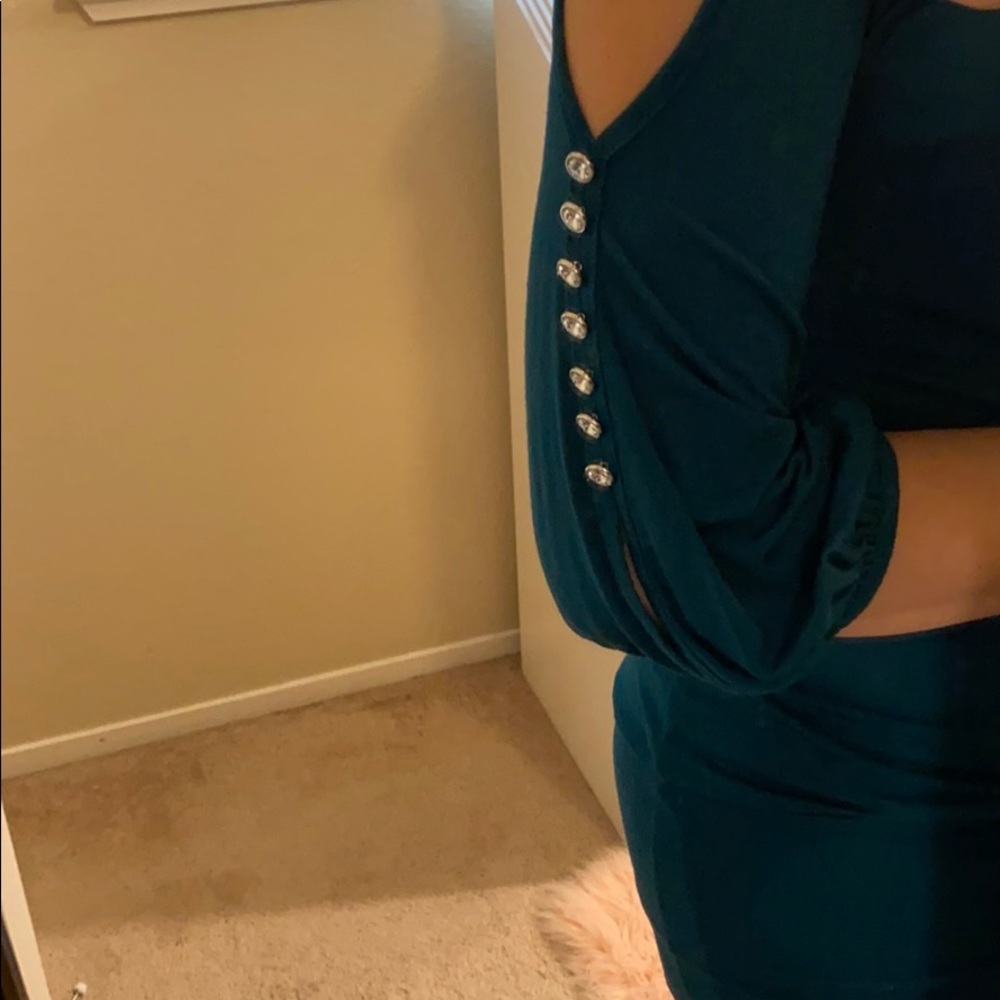 Dress - Picture 2 of 4